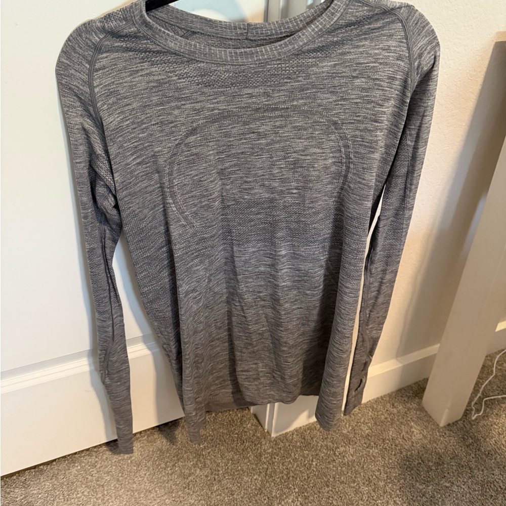 LULULEMON grey heather long sleeve top size 10